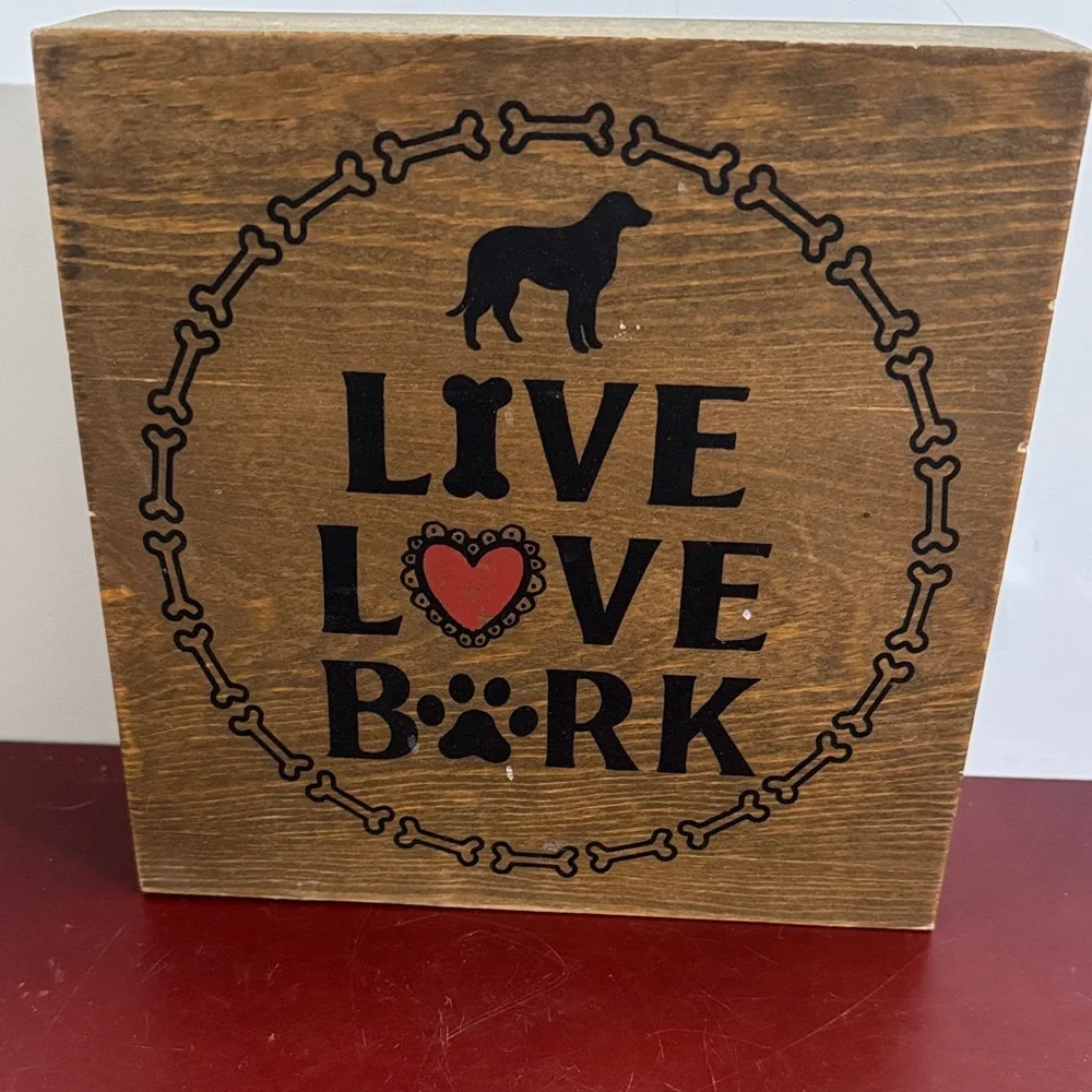 Live Love Bark Wooden Wall Decor